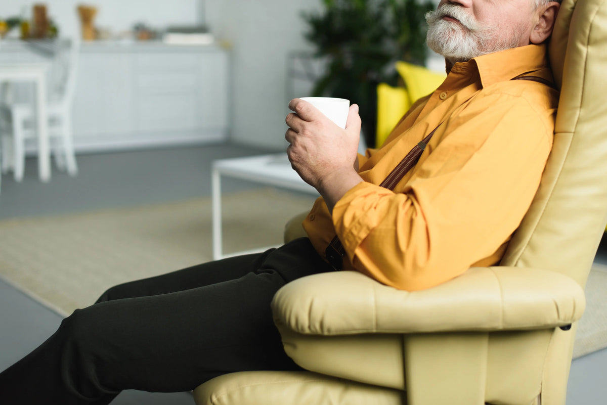 How to Choose a Lift Chair Cover for Elderly Care